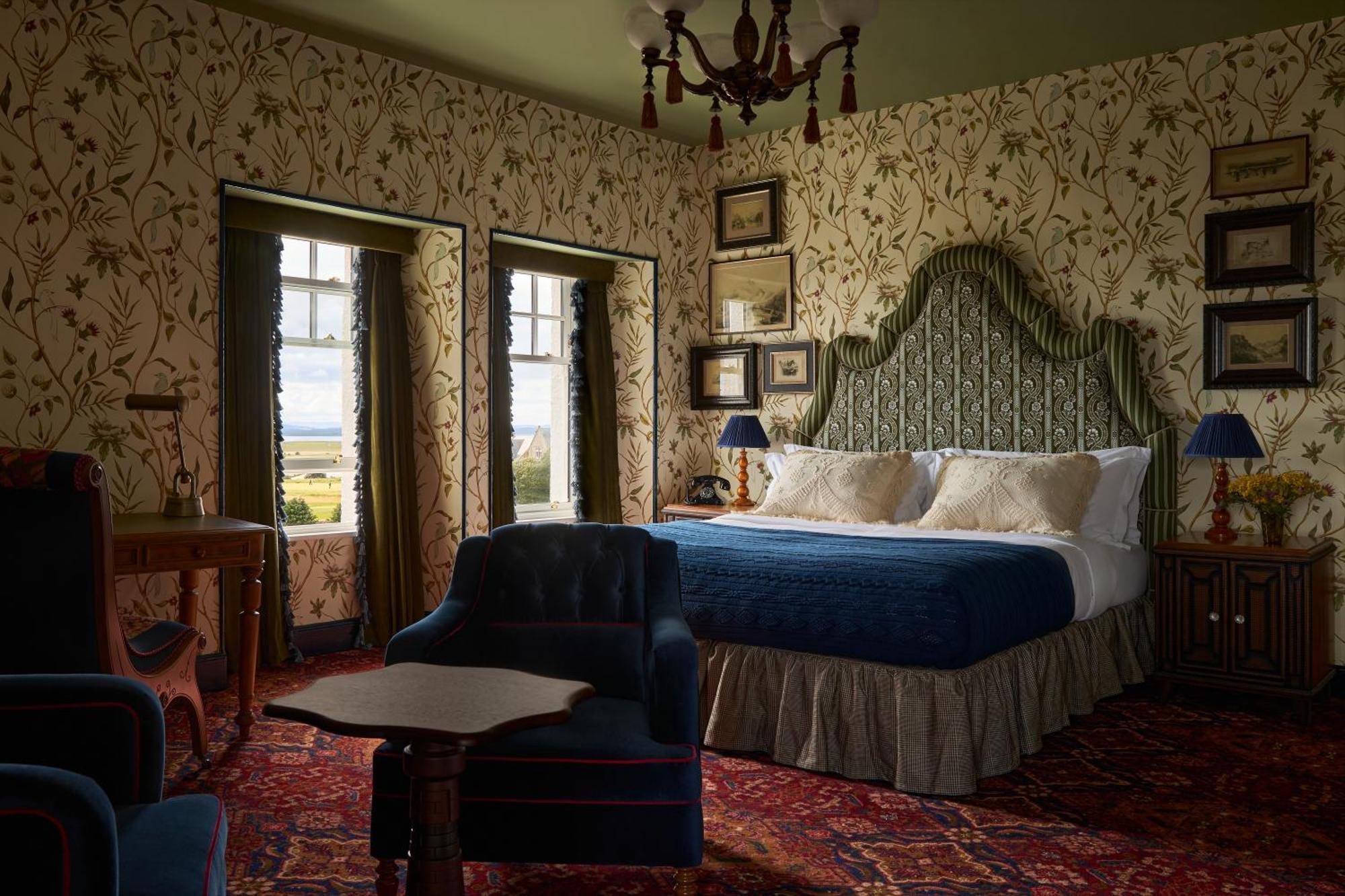 Hotel Dornoch Station Exterior foto A bedroom at the hotel
